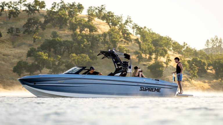 2026_Supreme_S240_On_Water_8-scaled-uai-2000x1125