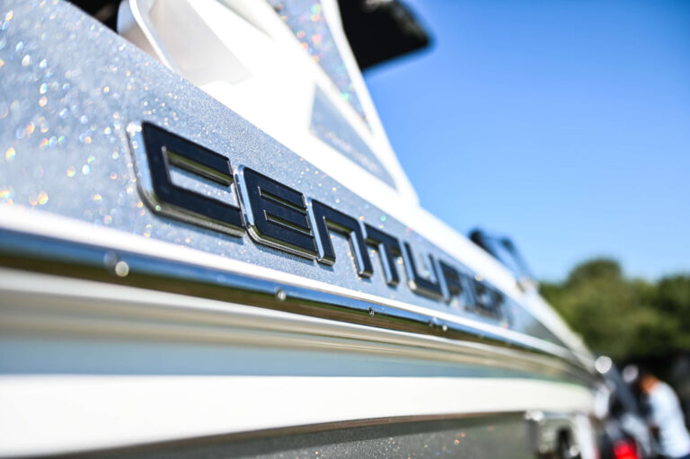 Centurion_2021_Ri245_used_boat-4