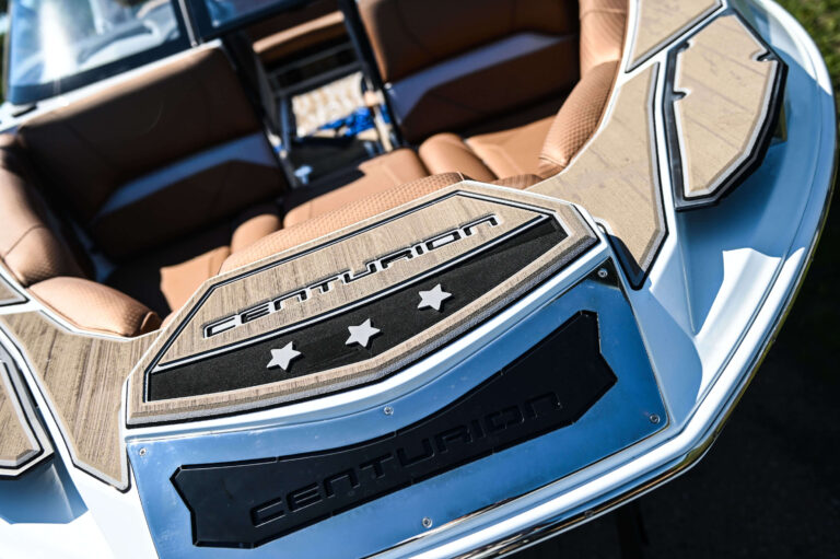 Centurion_2021_Ri245_used_boat-9