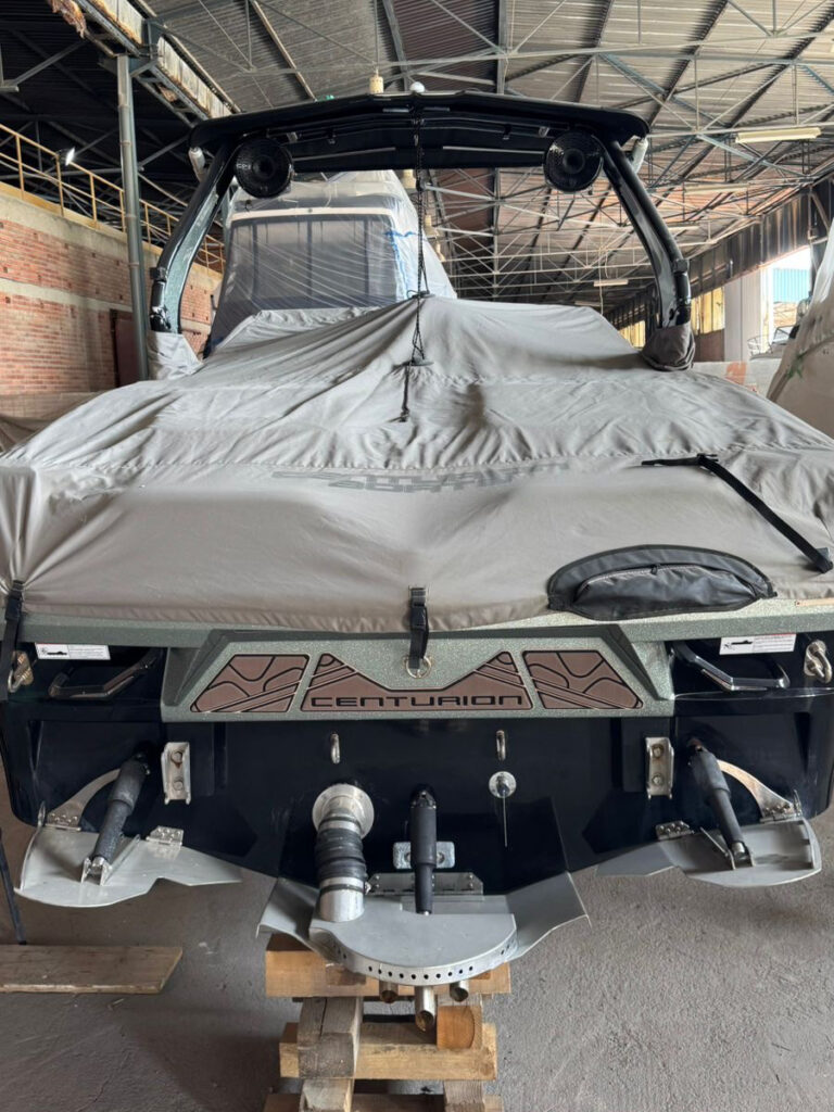 Centurion_2023_Fi23_used_boat-16v2
