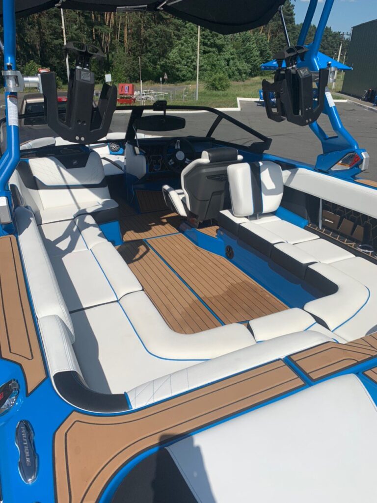 Nautique_2020_GS24_used_boat-10