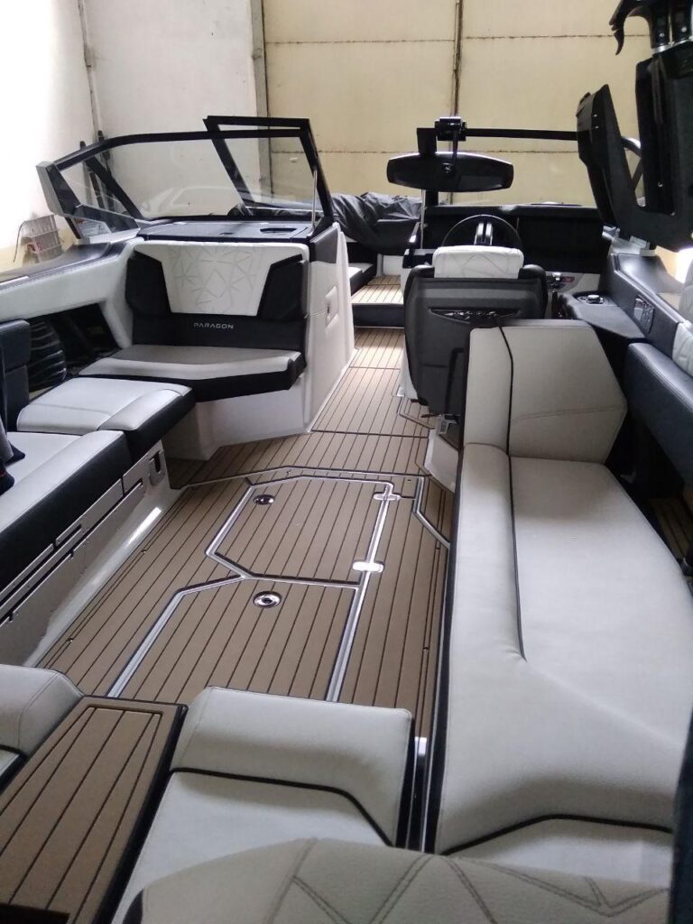 Nautique_2021_P25_used_boat-9