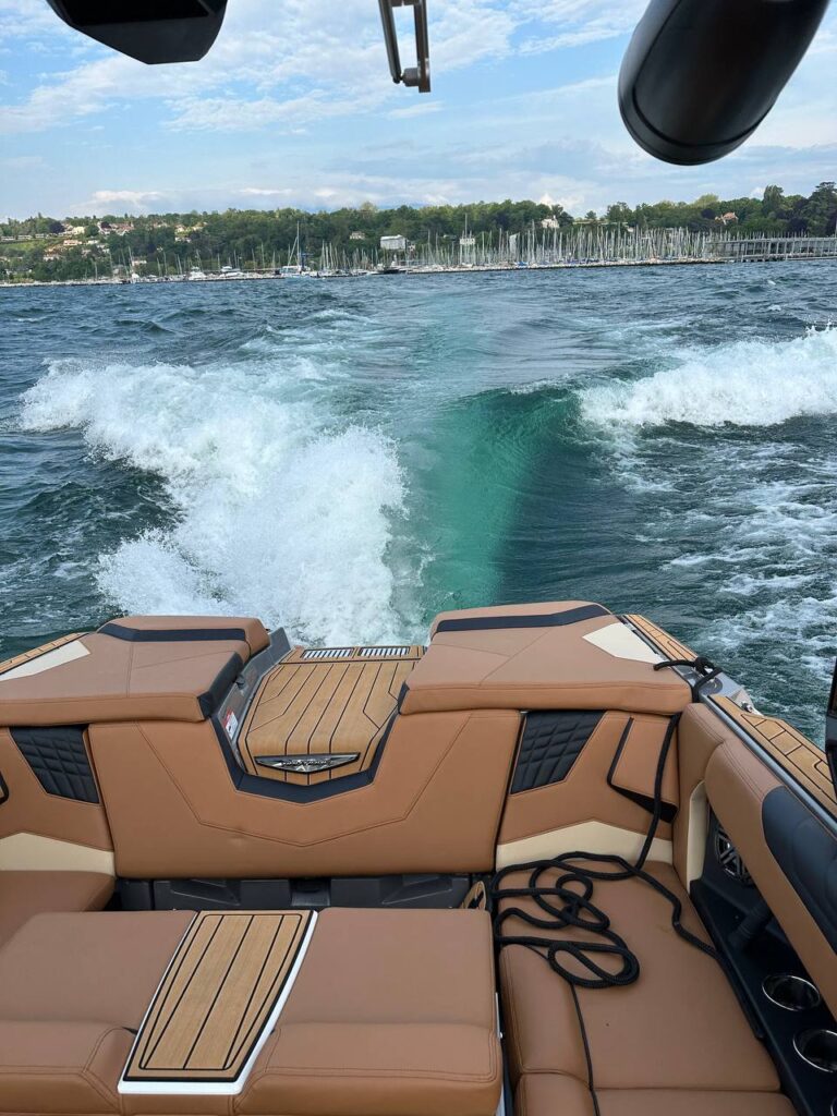 Nautique_2022_S23_used_boat-5